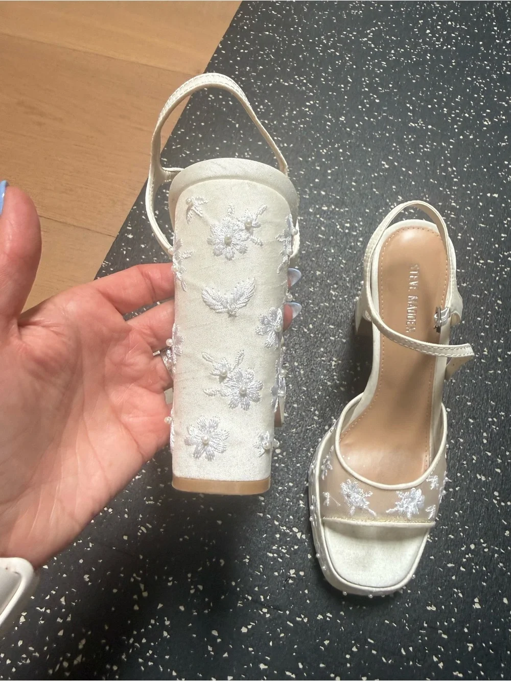 Steve Madden elegant slingback